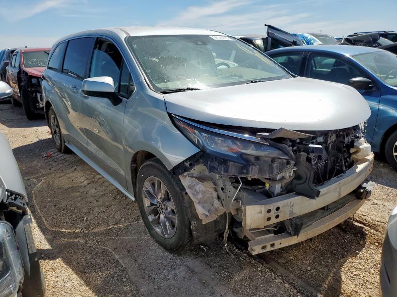 2022 TOYOTA SIENNA LE - 5TDKSKFC0NS065578