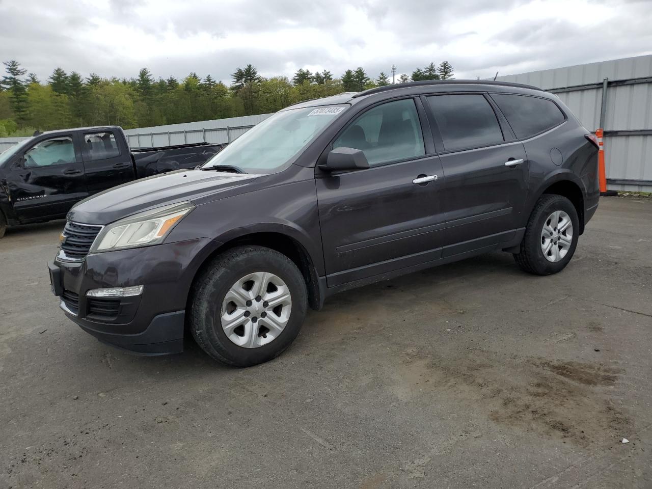 CHEVROLET TRAVERSE LS