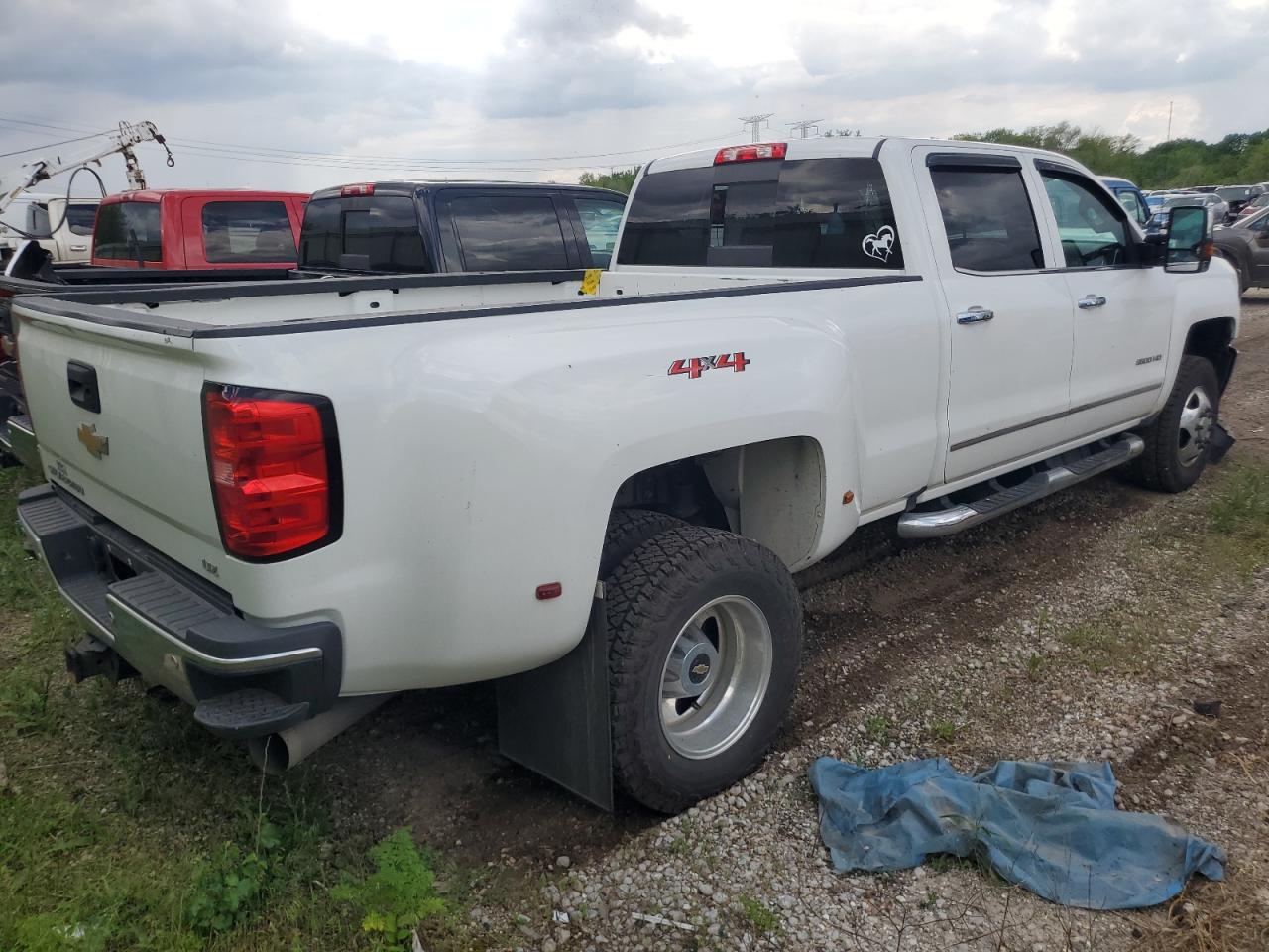 CHEVROLET SILVERADO K3500 LTZ
