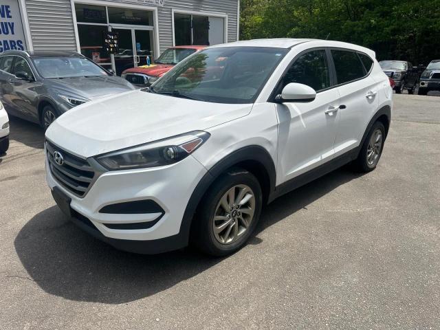 HYUNDAI TUCSON SE 2018 white  gas KM8J2CA47JU660172 photo #3