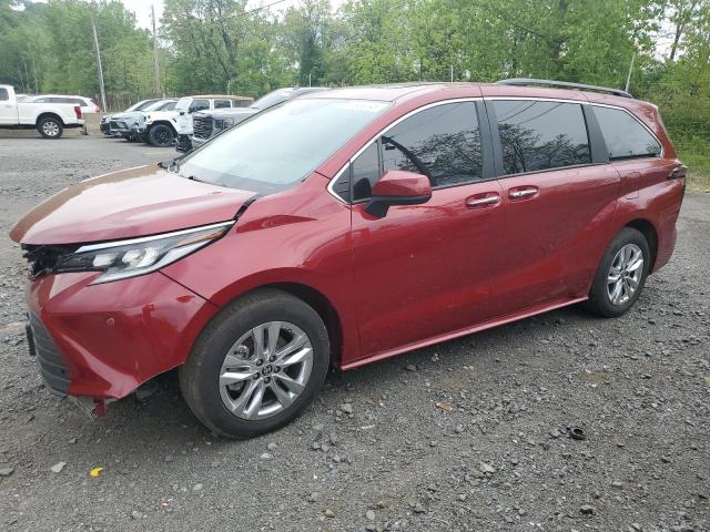 TOYOTA SIENNA XLE
