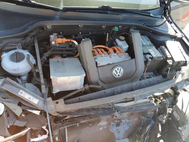 2016 VOLKSWAGEN E-GOLF SE - WVWKP7AU0GW912035