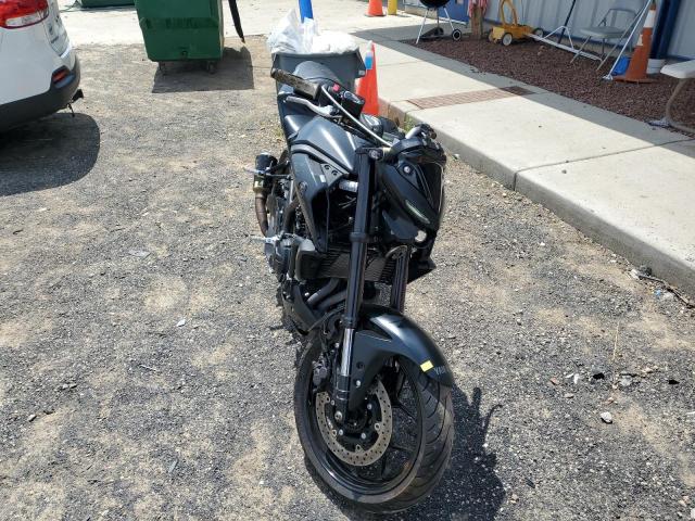 YAMAHA MT-03 2023 MH3RH20Y5PK011139 photo #3