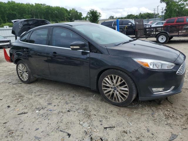 Vin: 1fadp3j27jl294744, lot: 57827055, ford focus titanium 20184