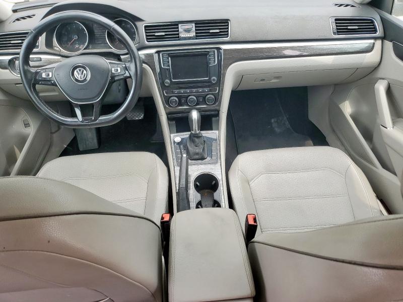 2018 VOLKSWAGEN PASSAT SE 1VWBA7A31JC016678