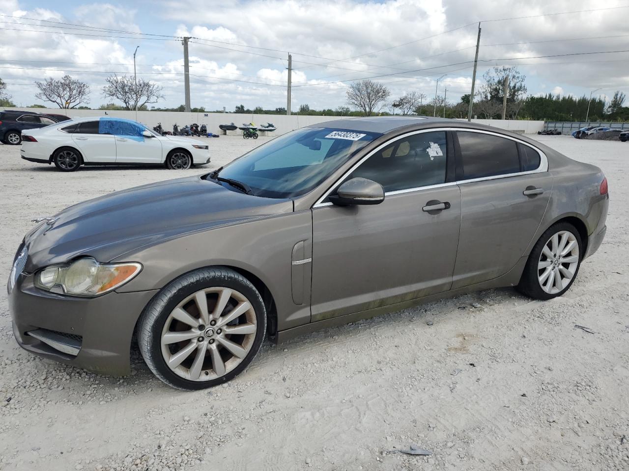 JAGUAR XF LUXURY
