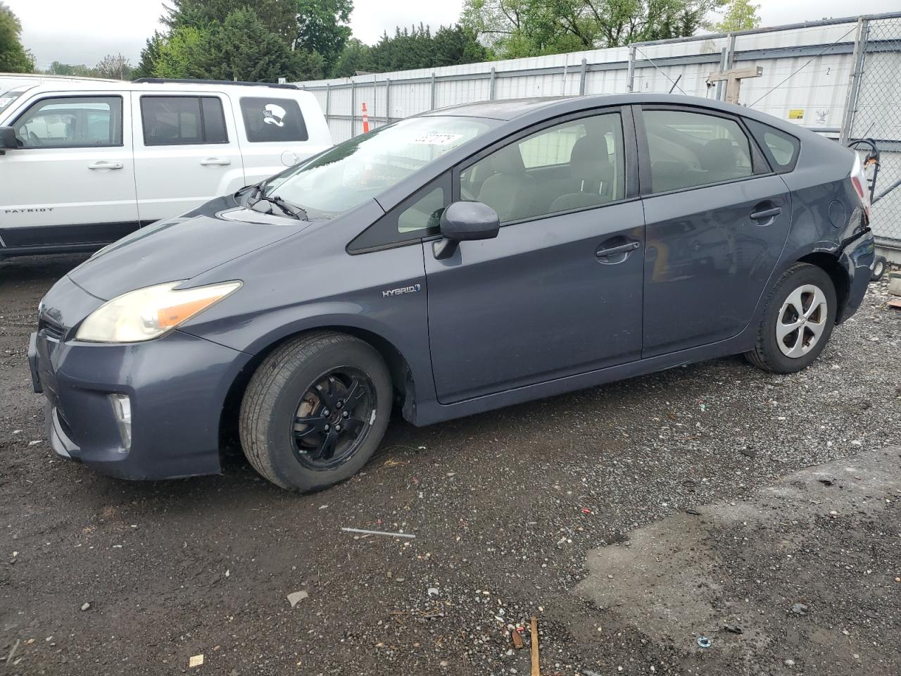 TOYOTA PRIUS