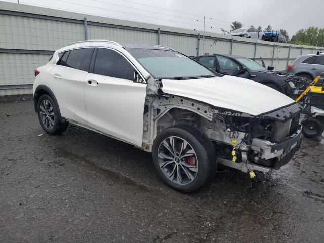 2017 INFINITI QX30 BASE SJKCH5CRXHA034396