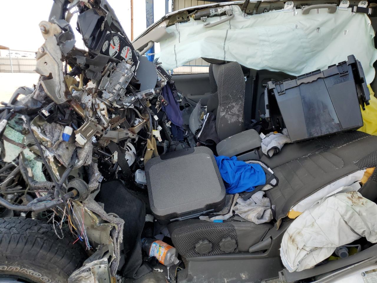 Lot #3316732406 2016 NISSAN FRONTIER S