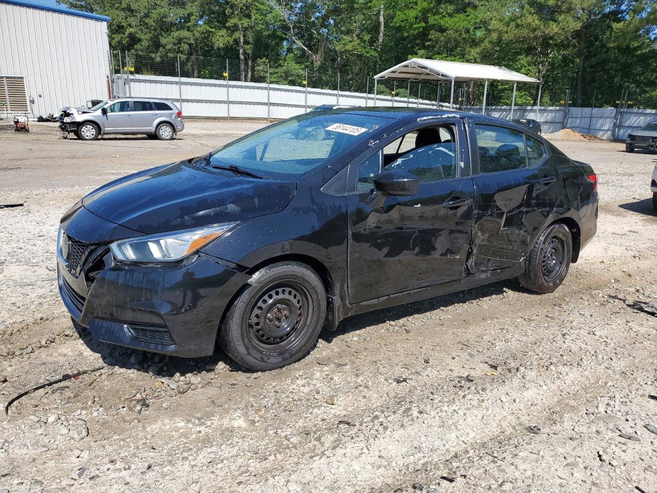 NISSAN VERSA S