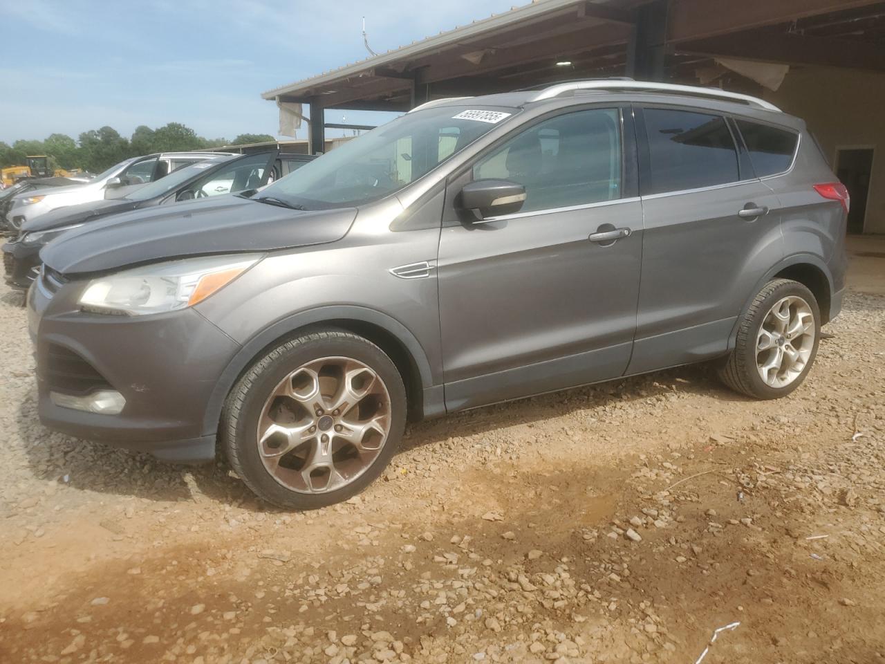 FORD ESCAPE TITANIUM