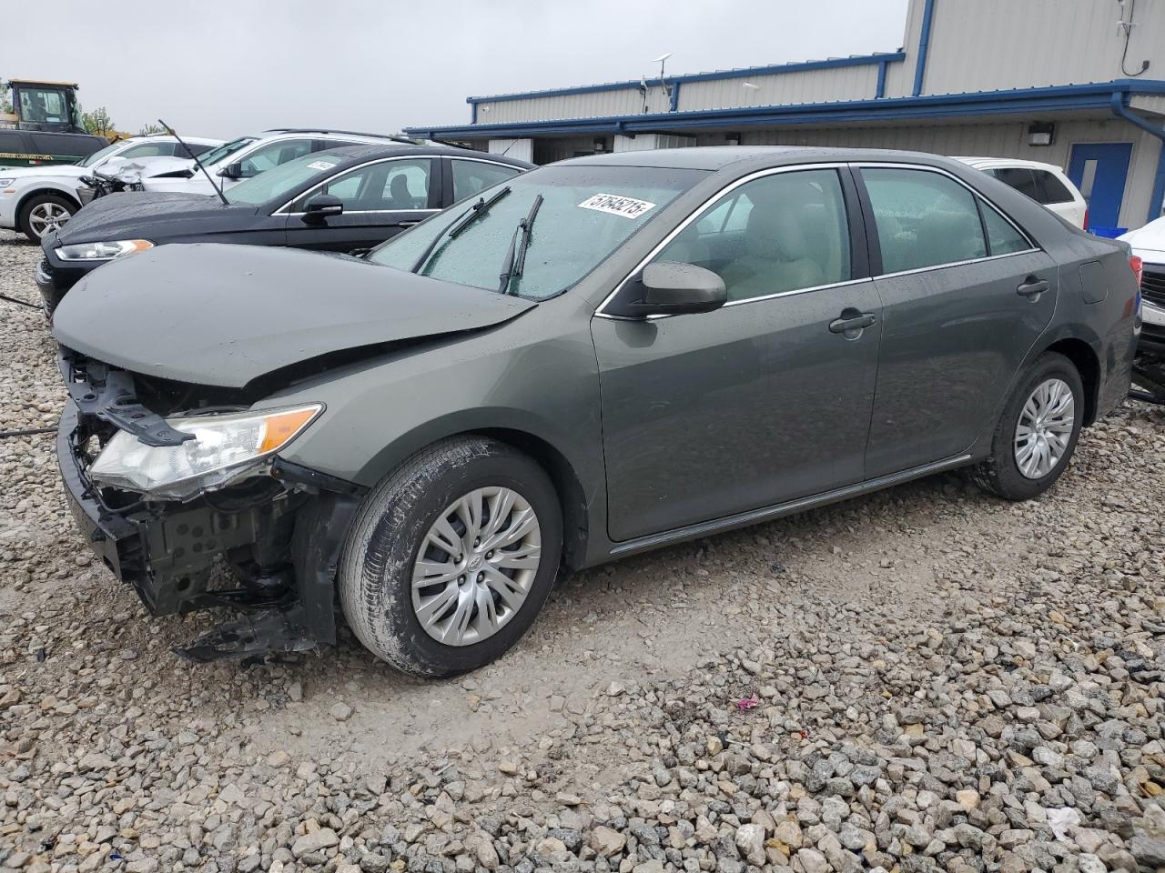 TOYOTA CAMRY L