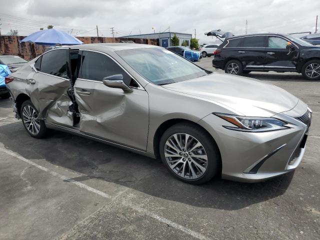 Vin: 58ada1c16mu001262, lot: 54907675, lexus es300 300h 20214
