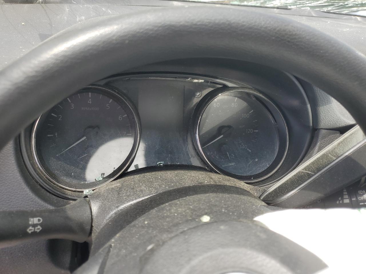 NISSAN ROGUE SPORT S