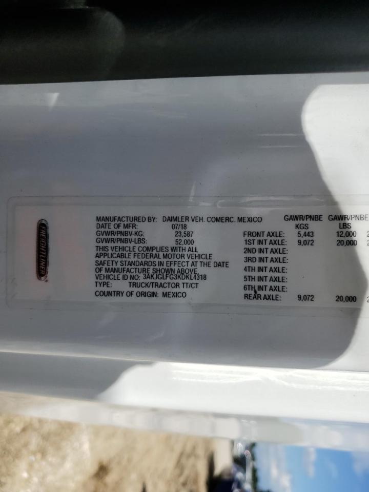 Lot #3198883092 2019 FREIGHTLINER CASCADIA 1