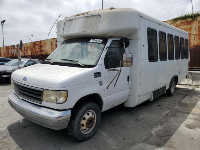 FORD ECONOLINE 1994 white motorize gas 1FDKE30G3RHA44402 photo #3