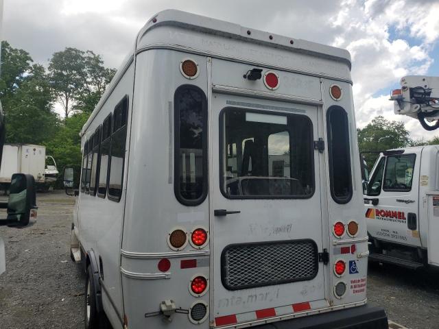 FORD ECONOLINE 2017 white cutaway gas 1FDEE3FSXHDC61783 photo #4