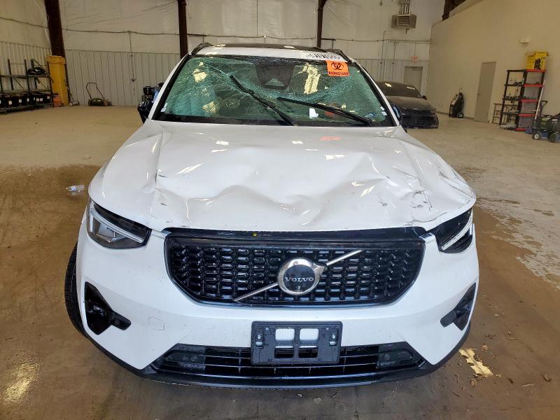 2025 VOLVO XC40 PLUS YV4L12UC7S2500512