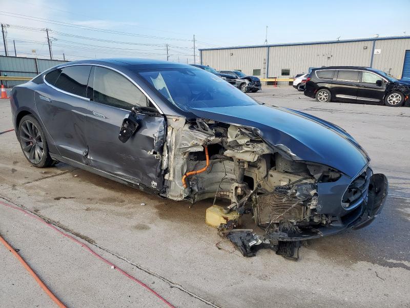 2016 TESLA MODEL S 5YJSA1E40GF137717