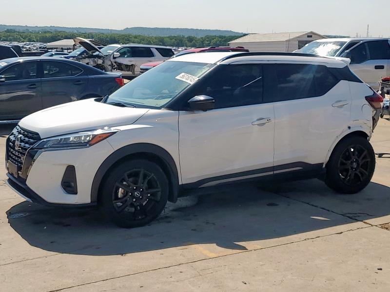 NISSAN KICKS SR