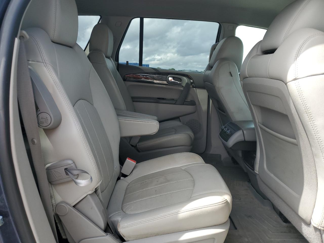 Buick Enclave 2013