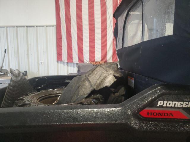 2021 HONDA SXS700 M2D 1HFVE02E8M4701017