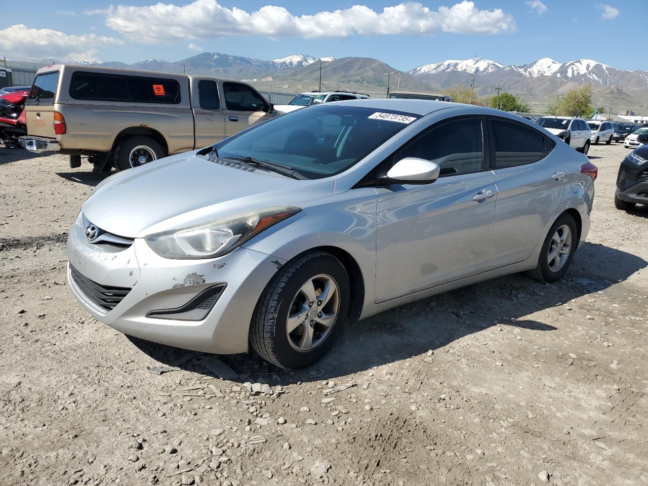 HYUNDAI ELANTRA SE