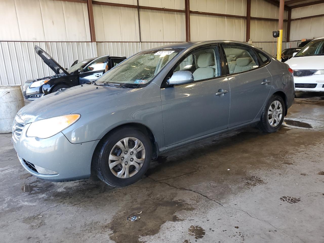 HYUNDAI ELANTRA BLUE