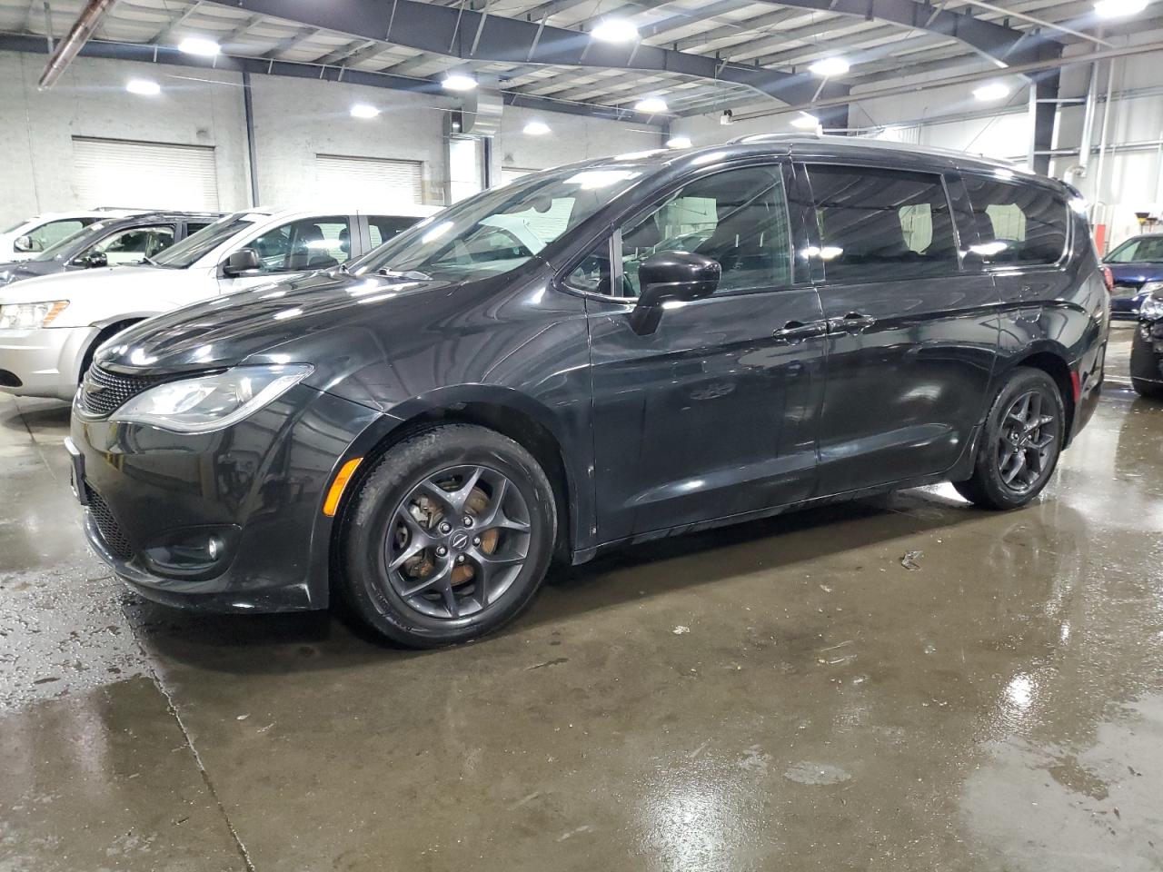CHRYSLER PACIFICA TOURING L PLUS
