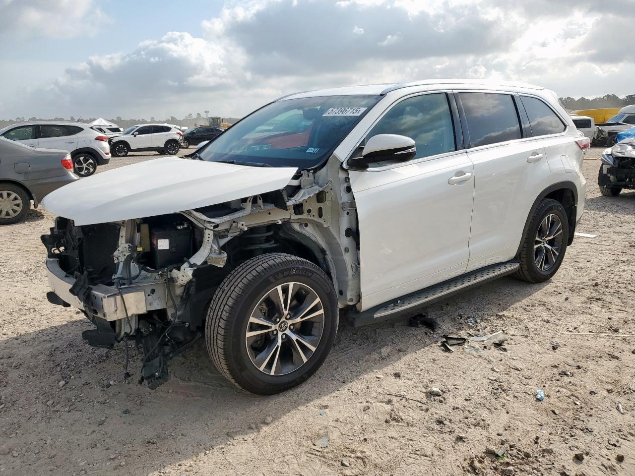 TOYOTA HIGHLANDER XLE