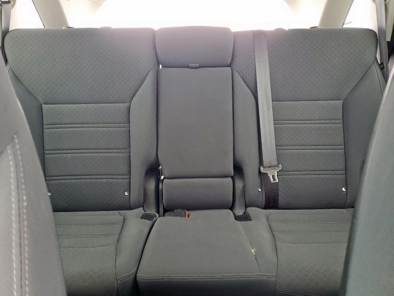 2016 KIA SORENTO LX - 5XYPGDA34GG098979