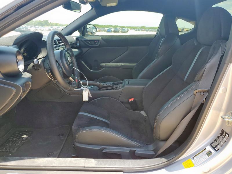 2024 TOYOTA GR 86 PREM JF1ZNBE19R8757554