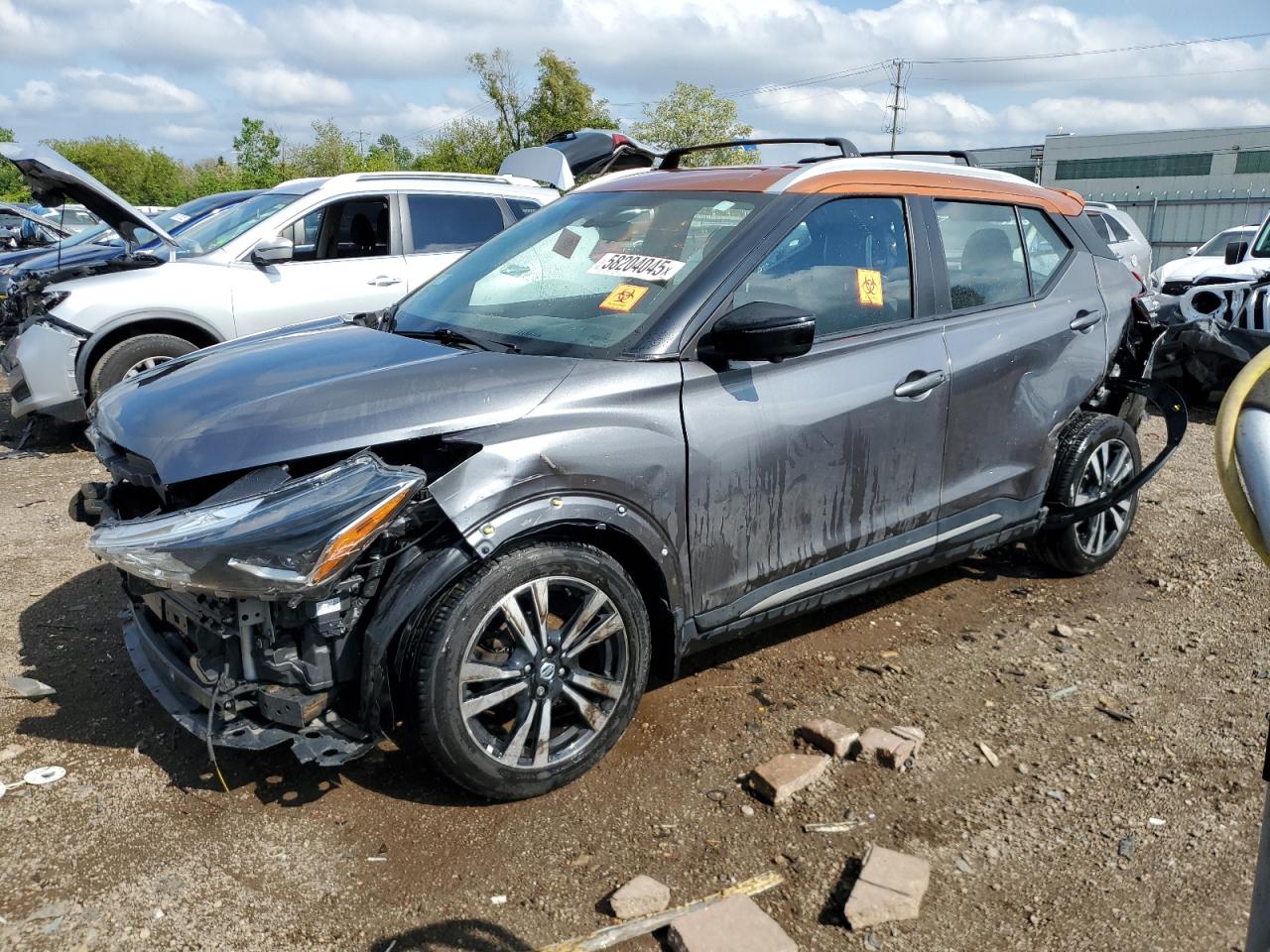 NISSAN KICKS S