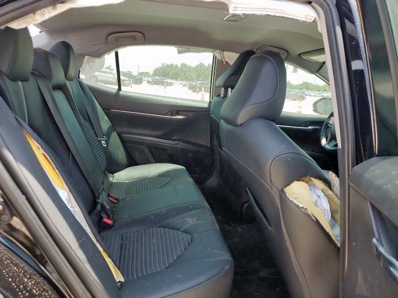 2020 TOYOTA CAMRY SE 4T1G11AK4LU304054