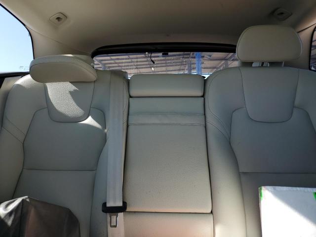 2019 VOLVO XC60 T5 MO LYV102DK2KB241849