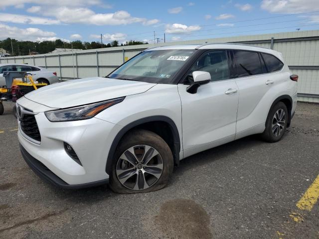 Vin: 5tdgzrbh7ns589533, lot: 57478765, toyota highlander xle 2022 img_1