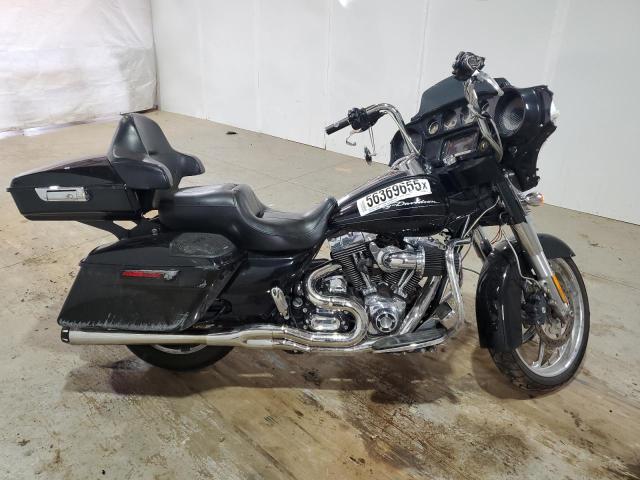 HARLEY-DAVIDSON FLHX STREE
