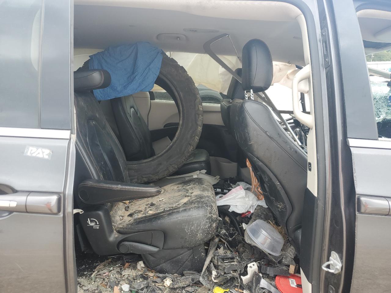 CHRYSLER PACIFICA TOURING L