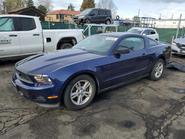 FORD MUSTANG
