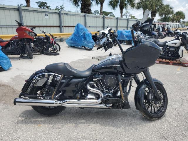 2017 HARLEY-DAVIDSON FLTRXS ROA - 1HD1KTC1XHB621619
