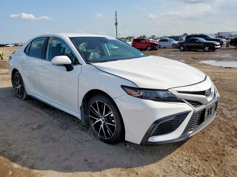Vin: 4t1g11ak5ru205011, lot: 58372795, toyota camry se night shade 20244