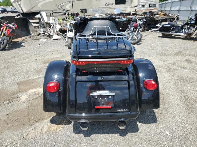 2020 HARLEY-DAVIDSON FLHTCUTG - 1HD1MAF11LB852072