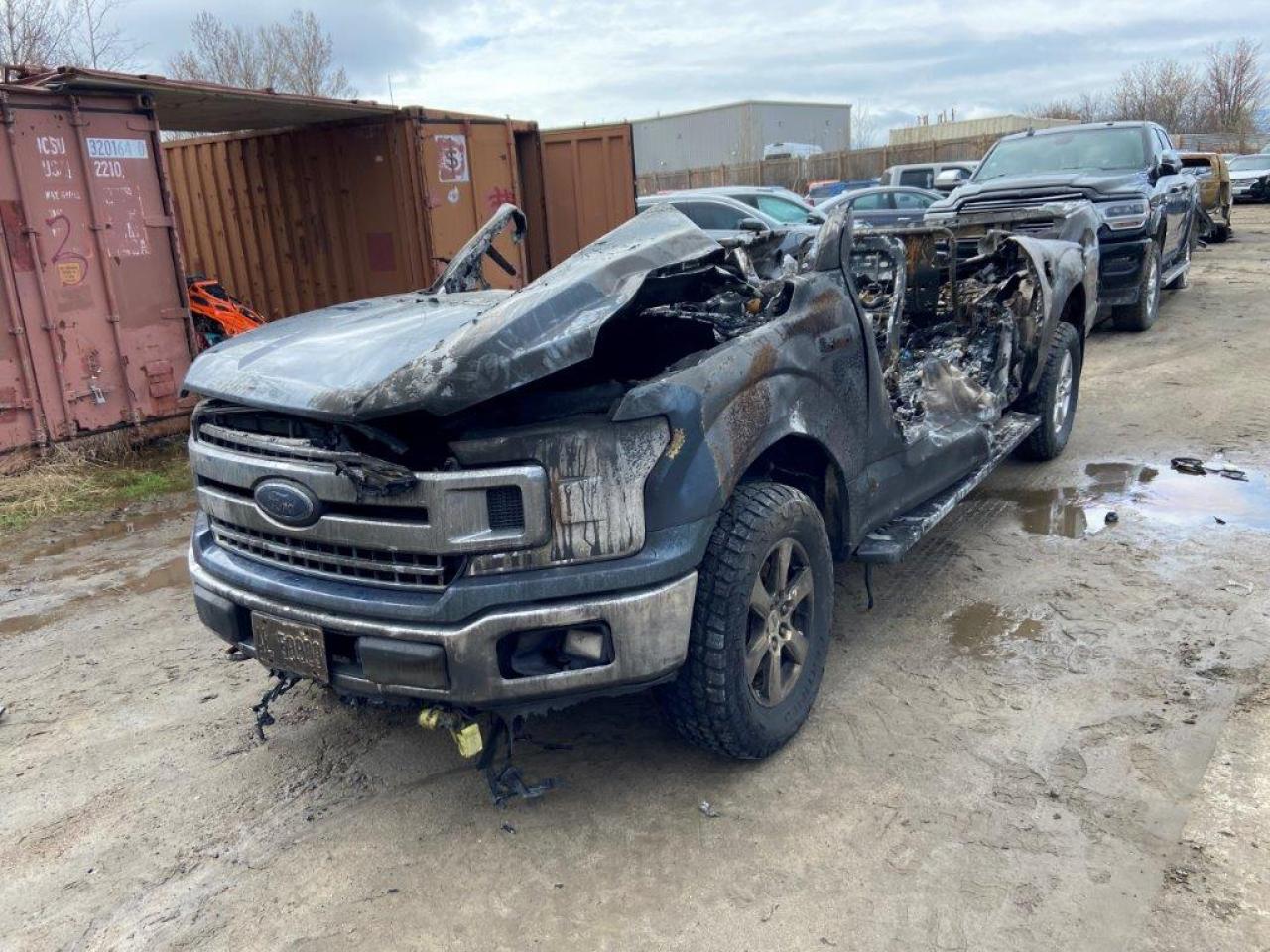 FORD F-150 SUPERCREW