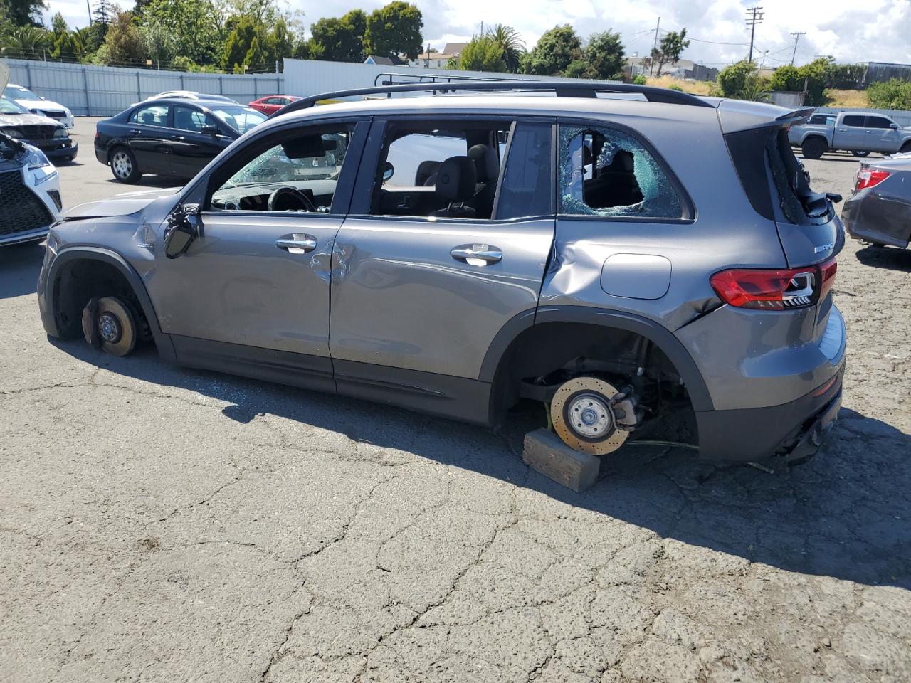 MERCEDES-BENZ GLB-CLASS AMG 35 4MATIC
