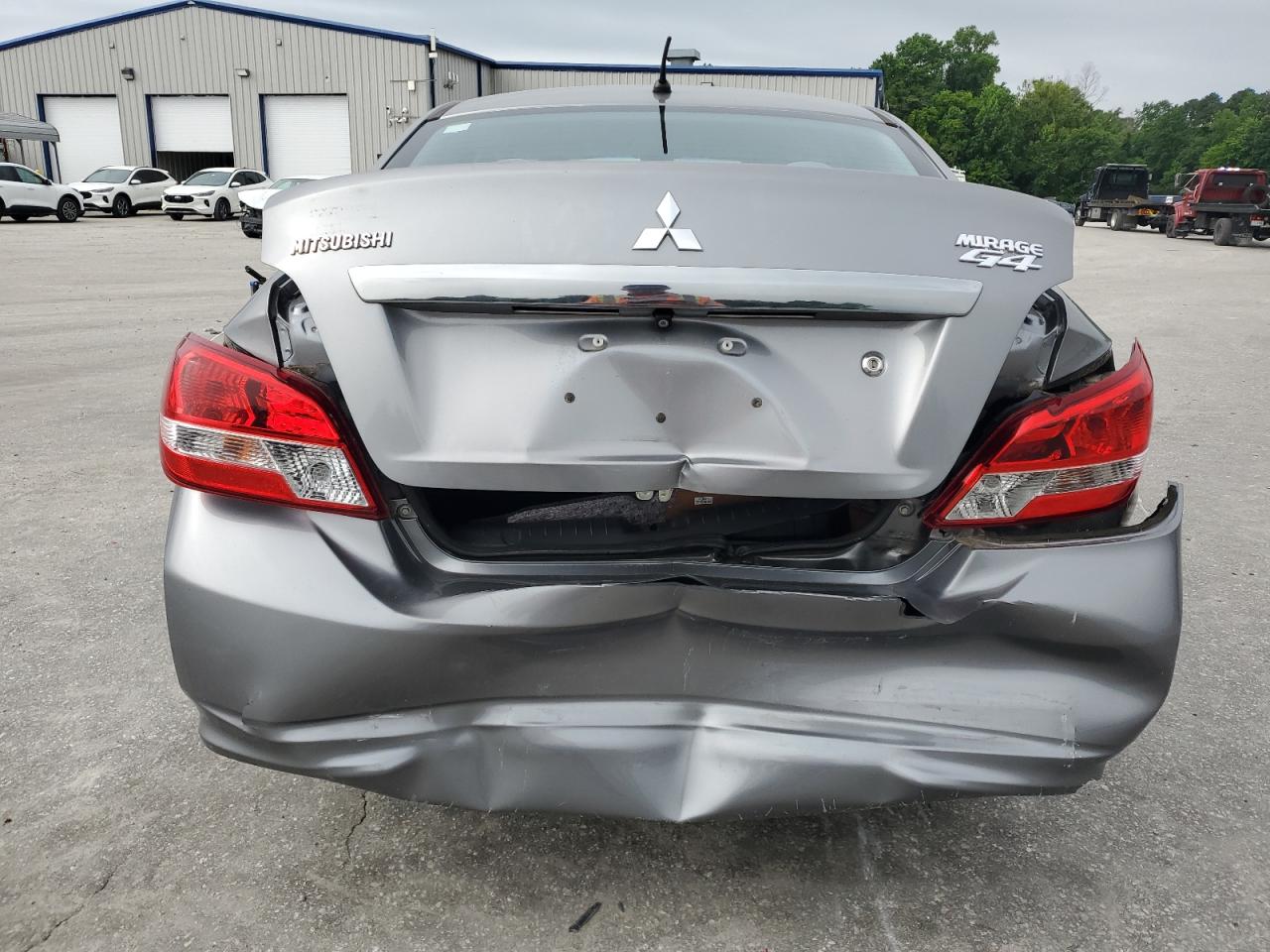 MITSUBISHI MIRAGE G4 ES