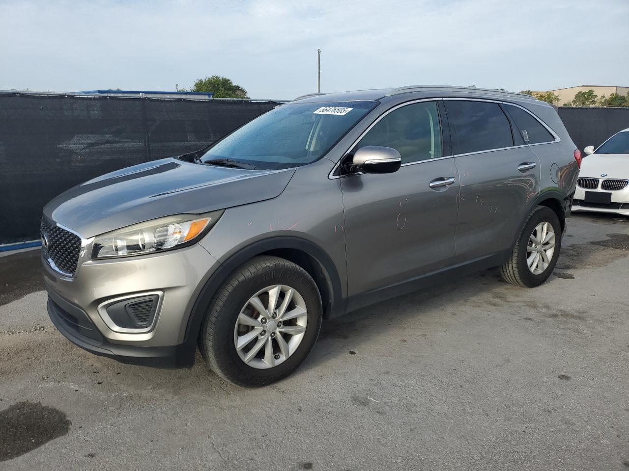 KIA SORENTO LX