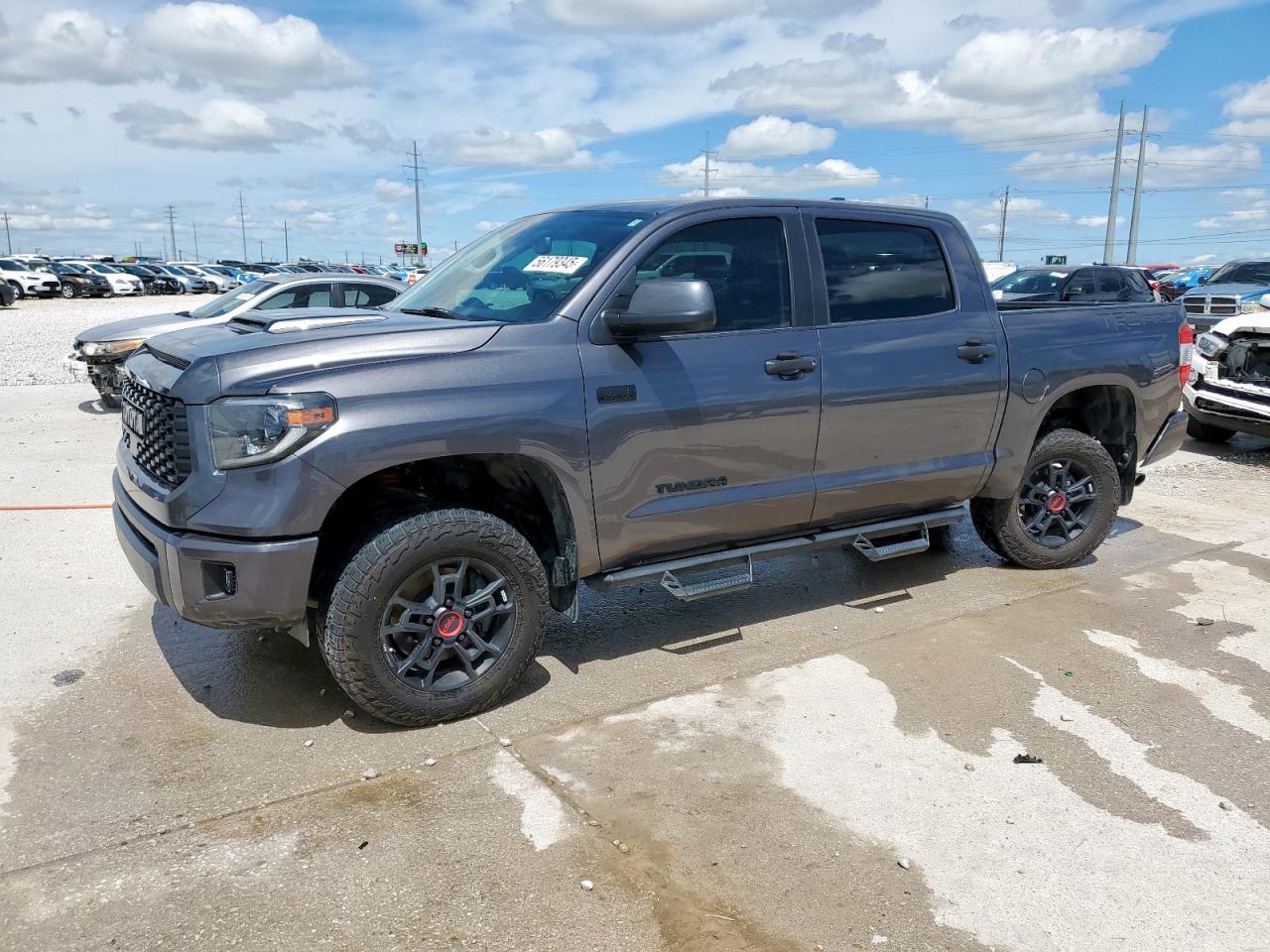 TOYOTA TUNDRA CREWMAX SR5