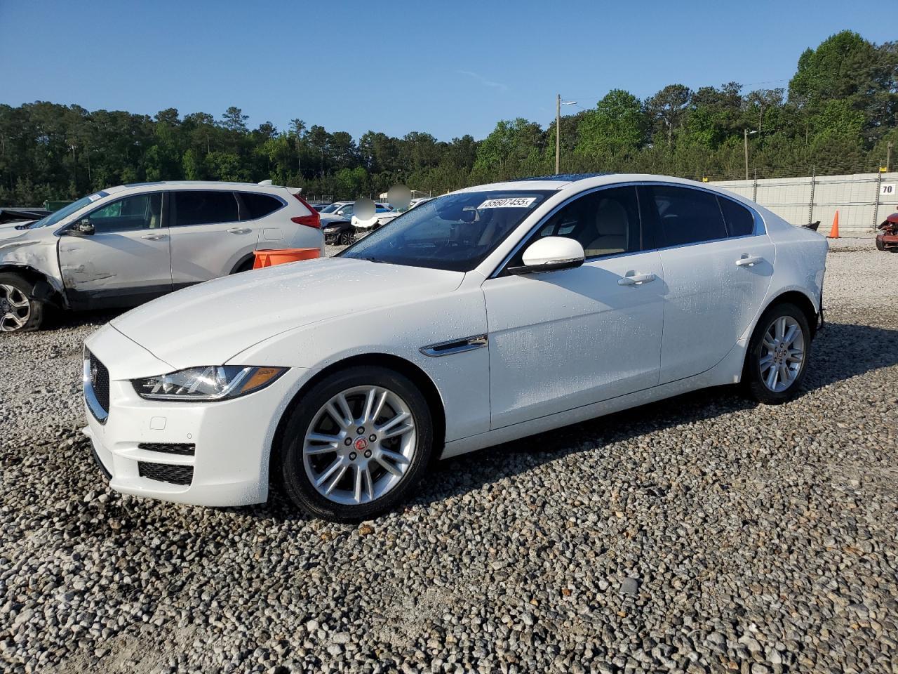 JAGUAR XE PREMIUM