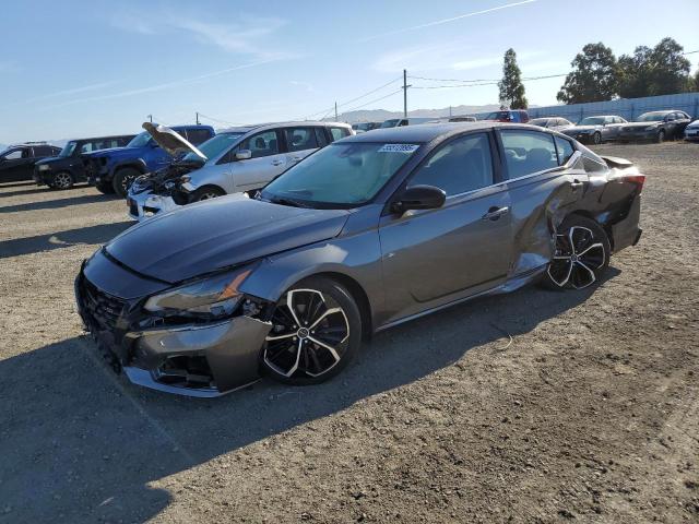 NISSAN ALTIMA SR