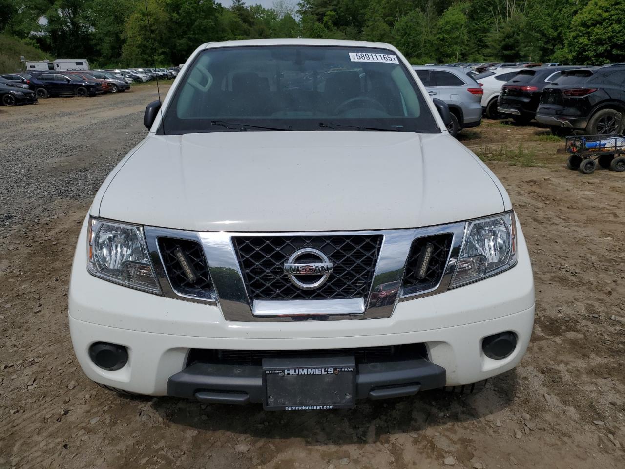 NISSAN FRONTIER SV